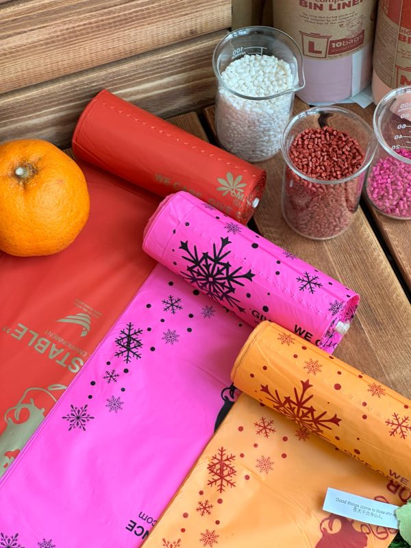 BIO COMPOSTABLE BIN LINER FESTIVE (SIZE S)